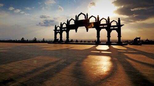 <西宁-门源花海-卓尔山6日游