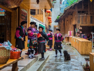 深圳到桂林旅游報(bào)價(jià)_桂林游特價(jià)團(tuán)_桂林旅游花費(fèi)一般多少