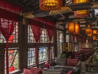 成都八月份旅游_東莞到成都游_成都旅游多少錢(qián)一個(gè)人