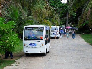 旅游三亚跟团_跟团三亚旅游_三亚旅游跟团报价