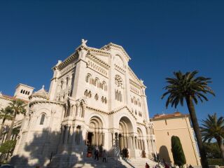 跟团法国游线路_法国旅游签证办理_过年去法国旅游团