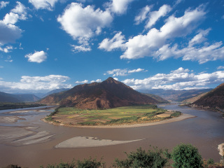 云南大理麗江旅游跟團(tuán)多少錢(qián)_云南大理麗江旅游團(tuán)報(bào)價(jià)自由行_去云南大理麗江旅游怎么走