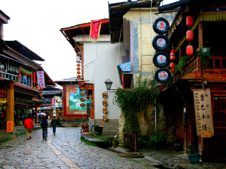 云南香格里拉組團旅游_報團去云南香格里拉多少錢_云南香格里拉旅游多少錢