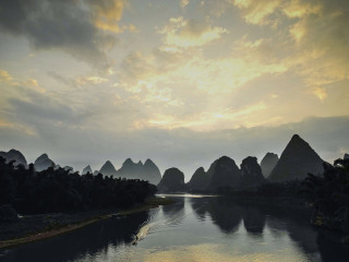 深圳桂林旅游5天_几月去桂林旅游便宜_桂林游跟团报价
