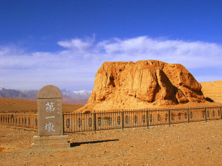 嘉峪關(guān)自由行旅游團_嘉峪關(guān)跟團還是自由行_國慶嘉峪關(guān)游價格