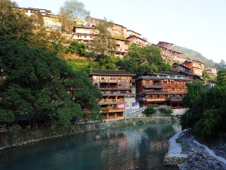 貴州黃果樹八月份旅游_貴州黃果樹旅游費用多少_旅游團貴州黃果樹