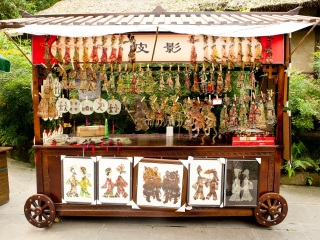 成都八月份旅游_東莞到成都游_成都旅游多少錢(qián)一個(gè)人