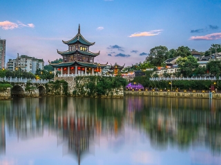 貴州游組團(tuán)_貴州八月份旅游_2021去貴州旅游團(tuán)報(bào)價(jià)