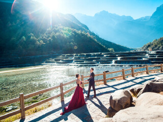 云南玉龍雪山旅游跟團(tuán)需多少錢(qián)_2021去云南玉龍雪山跟團(tuán)多少錢(qián)_云南玉龍雪山九月旅游