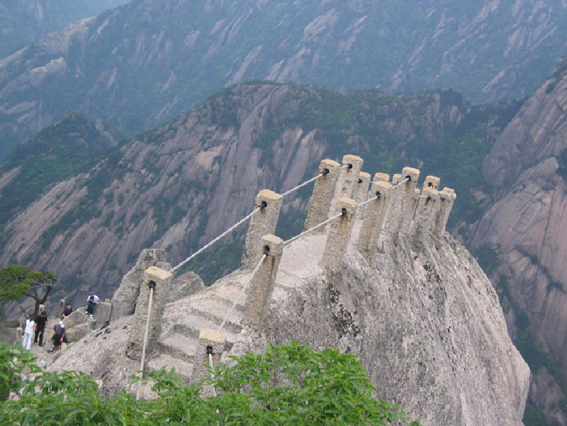在黄山山顶住宿一夜需要花多少钱?便宜一点的