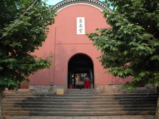 湖南張家界游跟團多少錢2021_湖南張家界特價旅游團報價_湖南張家界最適合旅游的季節(jié)