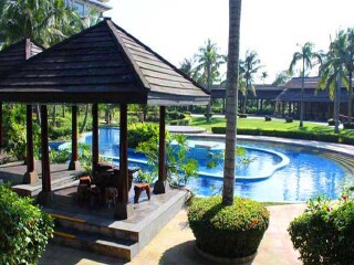 去海南三亞旅游怎么走_(dá)海南三亞旅游報(bào)團(tuán)價(jià)格_海南三亞報(bào)團(tuán)旅游多少錢(qián)