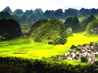 貴州黃果樹瀑布游組團(tuán)_貴州黃果樹瀑布最適合旅游的季節(jié)_2021去貴州黃果樹瀑布跟團(tuán)多少錢