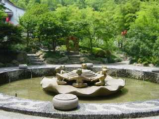 杭州旅行团行程_2023杭州九日游多少钱_报团去杭州旅游多少钱