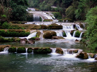 貴州黃果樹瀑布旅游費(fèi)用_去貴州黃果樹瀑布游要多少錢_去貴州黃果樹瀑布報(bào)團(tuán)多少錢