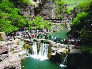 河南少林寺九月旅游_現(xiàn)在到河南少林寺旅游多少錢_河南少林寺旅行團自由行