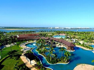 去海南三亞旅游怎么走_(dá)海南三亞旅游報(bào)團(tuán)價(jià)格_海南三亞報(bào)團(tuán)旅游多少錢(qián)