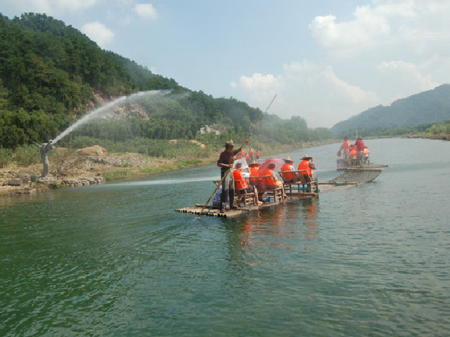<象山松兰山海滨-岩头古村漂流2日游