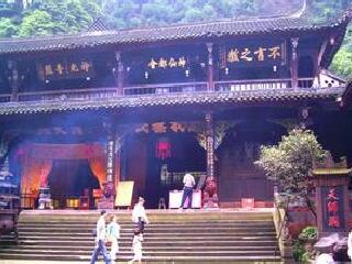 四川峨眉山旅游團報價_四川峨眉山2人旅游需要多少錢_四川峨眉山旅游一次多少錢