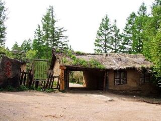 內(nèi)蒙古呼倫貝爾旅行跟團(tuán)_10月內(nèi)蒙古呼倫貝爾旅游_內(nèi)蒙古呼倫貝爾過春節(jié)旅行團(tuán)