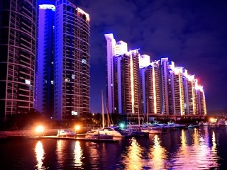 海南三亞游特價(jià)團(tuán)_海南三亞旅游團(tuán)報(bào)價(jià)_海南三亞自由行旅游團(tuán)