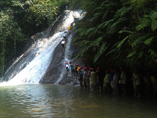 桂林游組團(tuán)_幾月份去桂林旅游好_桂林旅游多少錢