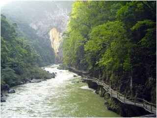 貴州黃果樹瀑布旅游費(fèi)用_去貴州黃果樹瀑布游要多少錢_去貴州黃果樹瀑布報(bào)團(tuán)多少錢
