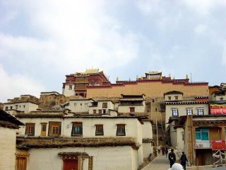 跟團(tuán)云南梅里雪山游價(jià)格_云南梅里雪山私人定制旅游_怎么去云南梅里雪山旅游