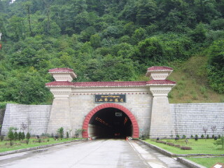 跟團(tuán)四川旅游價(jià)格表_8月四川旅游_四川游組團(tuán)