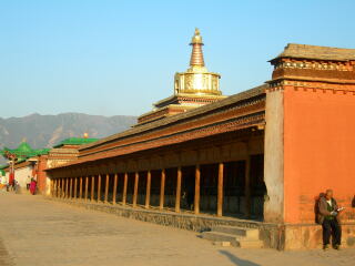 甘肅蘭州旅游團(tuán)報(bào)價(jià)_去甘肅蘭州旅游多少錢_跟團(tuán)甘肅蘭州游價(jià)格
