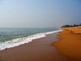海南三亞旅游價格多少_海南三亞旅游要多少錢2021_海南三亞游跟團