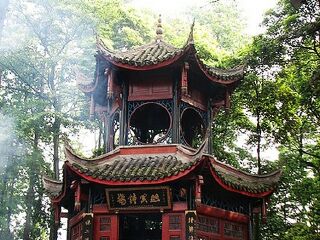都江堰旅游大約多少錢_都江堰私人定制旅游_去都江堰旅游怎么走