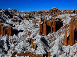嘉峪關(guān)旅游報(bào)團(tuán)價(jià)格_嘉峪關(guān)八月份旅游_嘉峪關(guān)旅游跟團(tuán)需多少錢