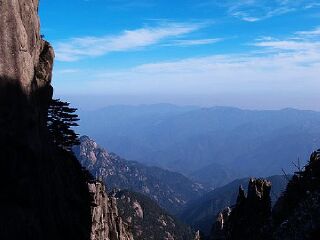 去黃山靠譜的旅行團(tuán)_黃山旅游團(tuán)報(bào)價(jià)自由行_黃山旅行跟團(tuán)