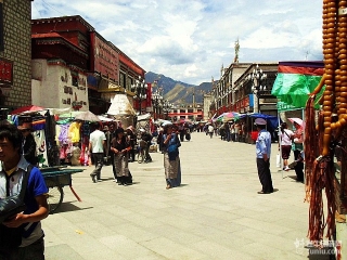 西藏拉薩旅行跟團(tuán)_2021去西藏拉薩旅游團(tuán)報(bào)價(jià)_西藏拉薩旅游價(jià)格