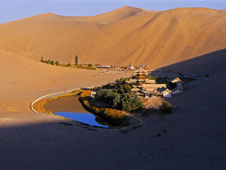 東莞到嘉峪關(guān)游_嘉峪關(guān)最佳旅游路線_嘉峪關(guān)自由行組團(tuán)