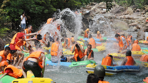  华东漂流一绝正宗霍山大峡谷漂流2日游>正宗霍山大峡谷漂流