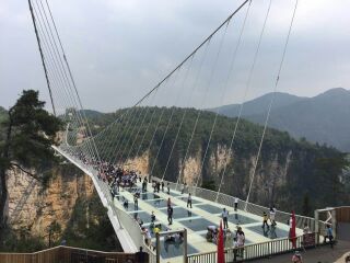 到张家界跟团游_去张家界旅行跟团_春节去张家界旅游价格