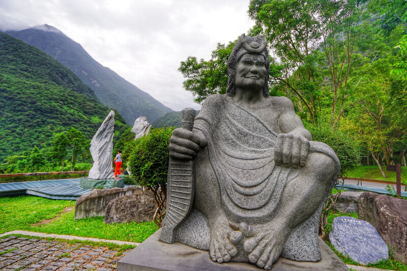这里生活着台湾的原住民就叫太鲁阁族,发祥地是台湾