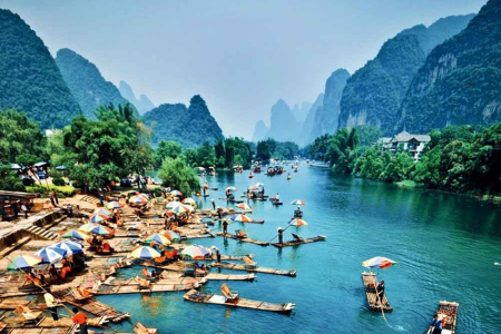 <桂林-古东-阳朔-漓江-龙脊双动6日游>广州往返，全景桂林，纯玩0购物，观BBC漓江渔火，古东千亩枫林赏秋，1晚阳朔，升级缆车游梯田