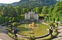 参观林德霍夫宫