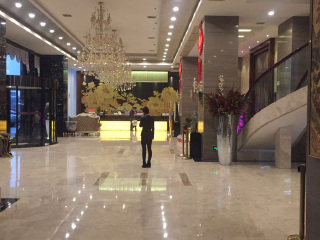 旅游團(tuán)湖南鳳凰古城_湖南鳳凰古城自由行還是跟團(tuán)好_近期湖南鳳凰古城游價(jià)格