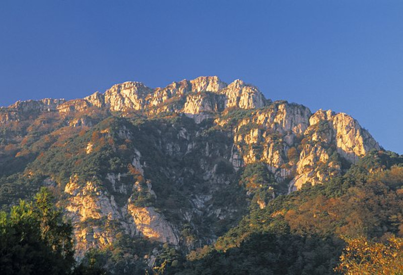 3月去泰山穿什么_泰山三月穿什么鞋_泰山怎么