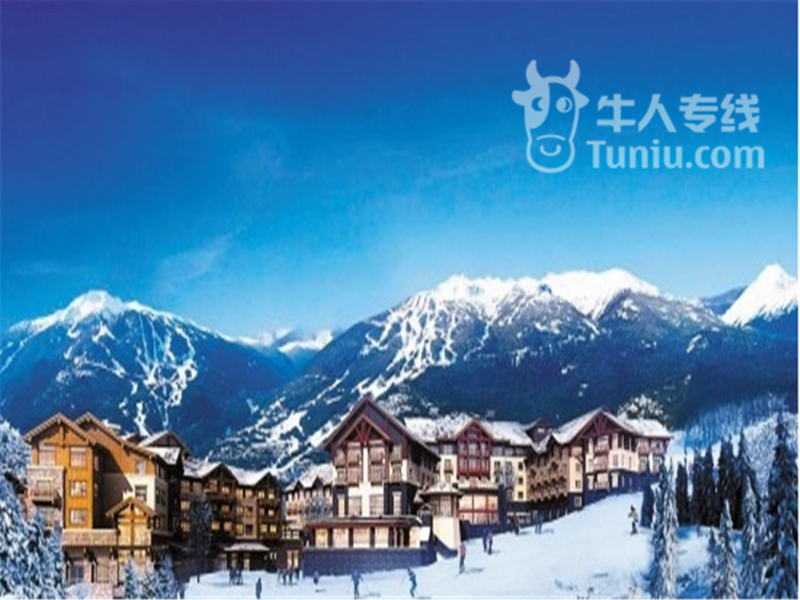 宏观了解万达小镇:万达度假小镇位于长白山国际度假区的中心,由滑雪