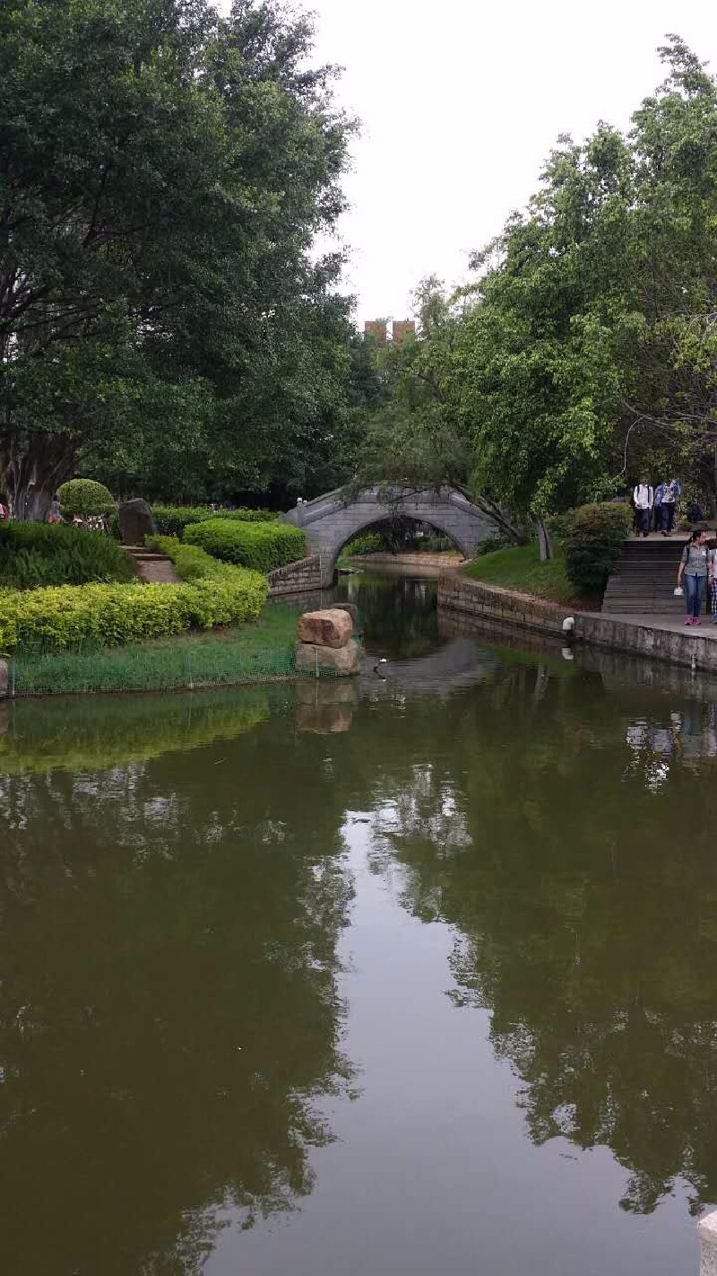 四月的福建风和日丽景色宜人