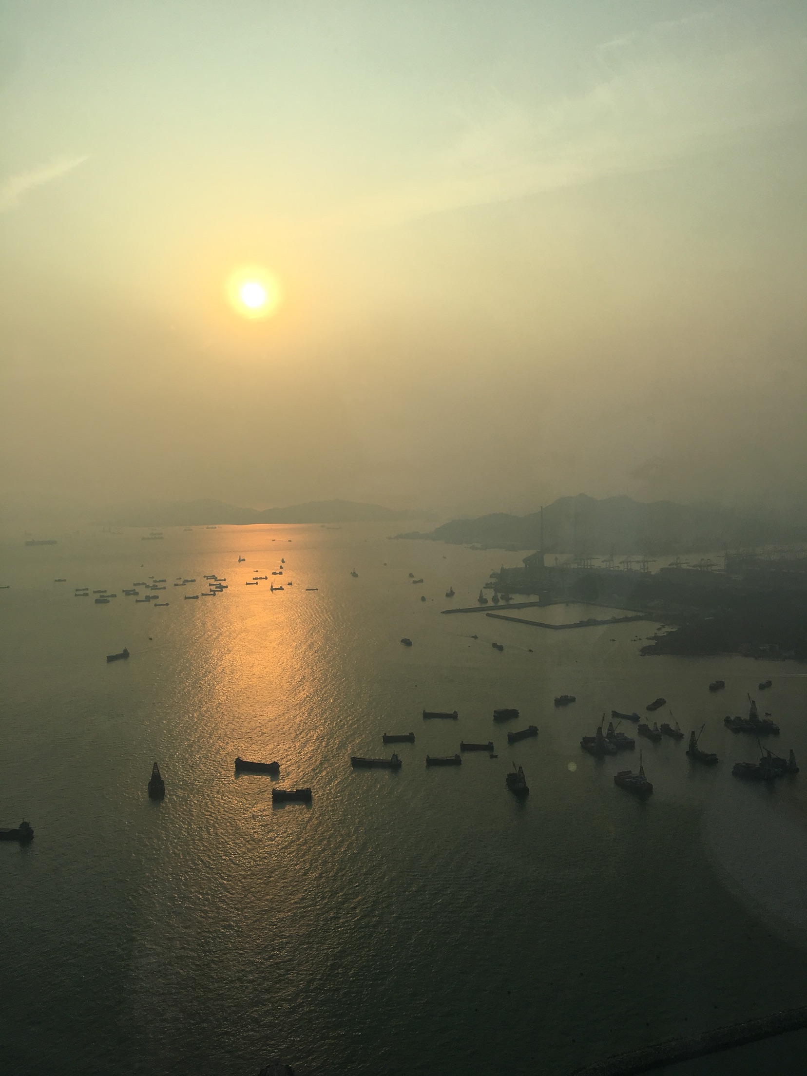 香港1晚2日游 含佛山往返,乐享香港迪士尼乐园