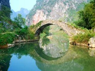 <清远古龙峡全程漂流-洞天仙境-摩天轮2日游>错峰漂流,畅游玻璃桥,赏英西峰林
