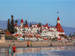 美國加拿大游8月份報價_美國加拿大旅游報團價格_10月美國加拿大的旅游路線