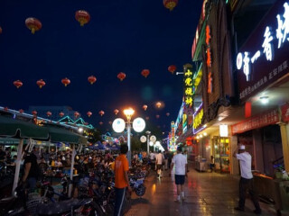 旅游團青海湖_青海湖旅游路線_青海湖游跟團多少錢