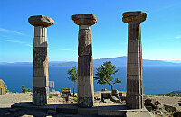 参观阿索斯雅典娜神庙